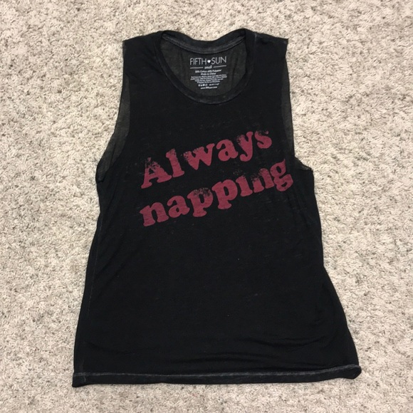 Tank tops/ crop tops - Picture 4 of 5